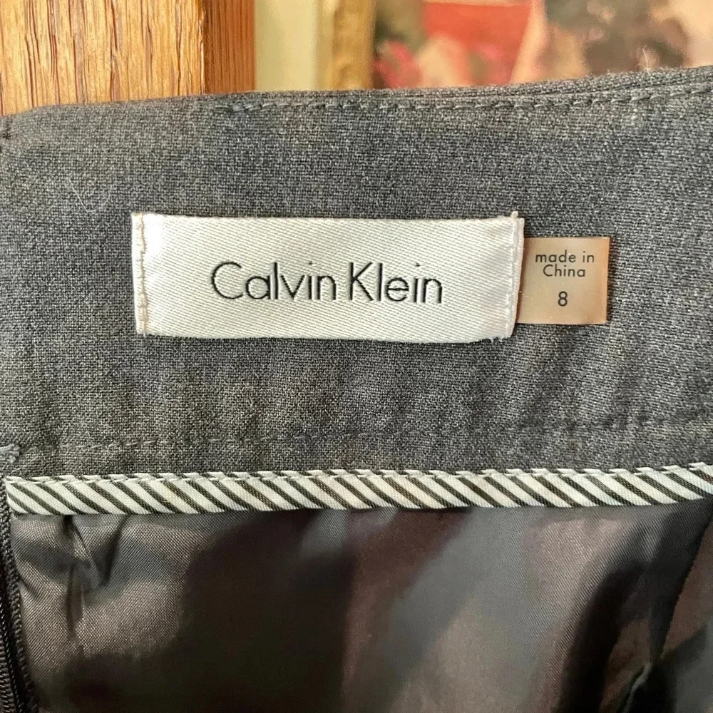 Calvin Klein women’s knee length pencil skirt fully lined zip SZ 8 dark gray